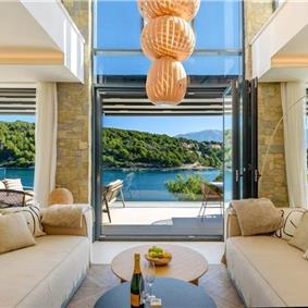 Spectacular 4 Bedroom Luxury Villa with Infinity Pool on Brac Island, sleeps 8